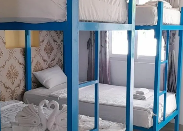 Nu Cuoi Mui Ne & Restaurant Khách sạn 2*